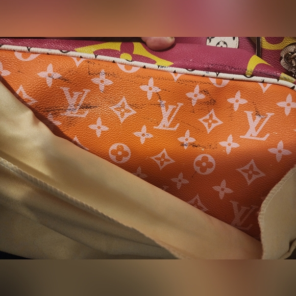 LV Bundle - Picture 9 of 11